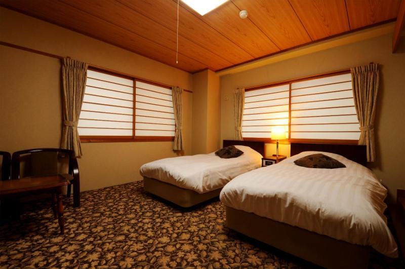 Hakuba Yamano Hotel Bagian luar foto